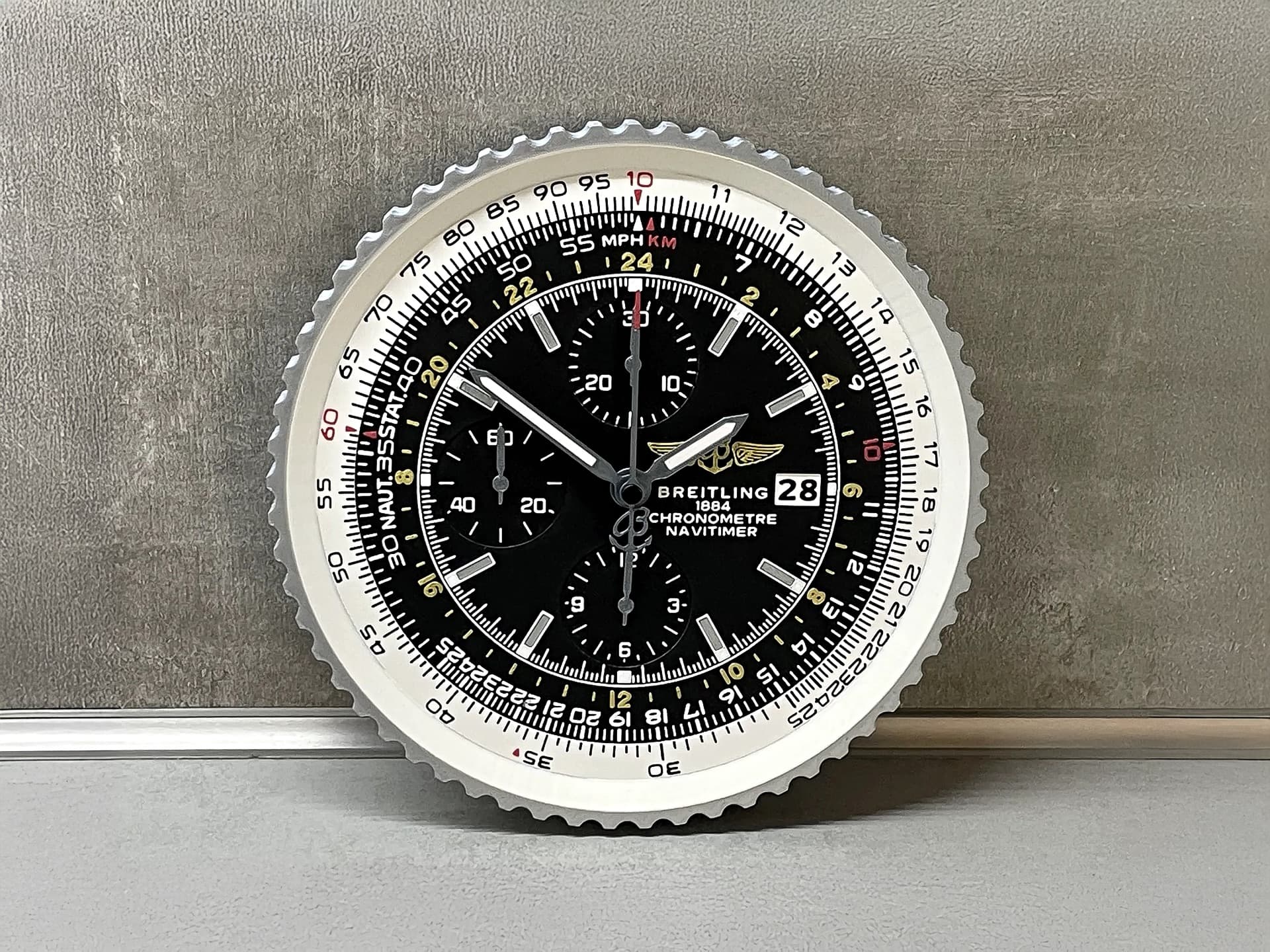 Breitling Navitimer World Wall Clock – Gift for Men | 3D Printed