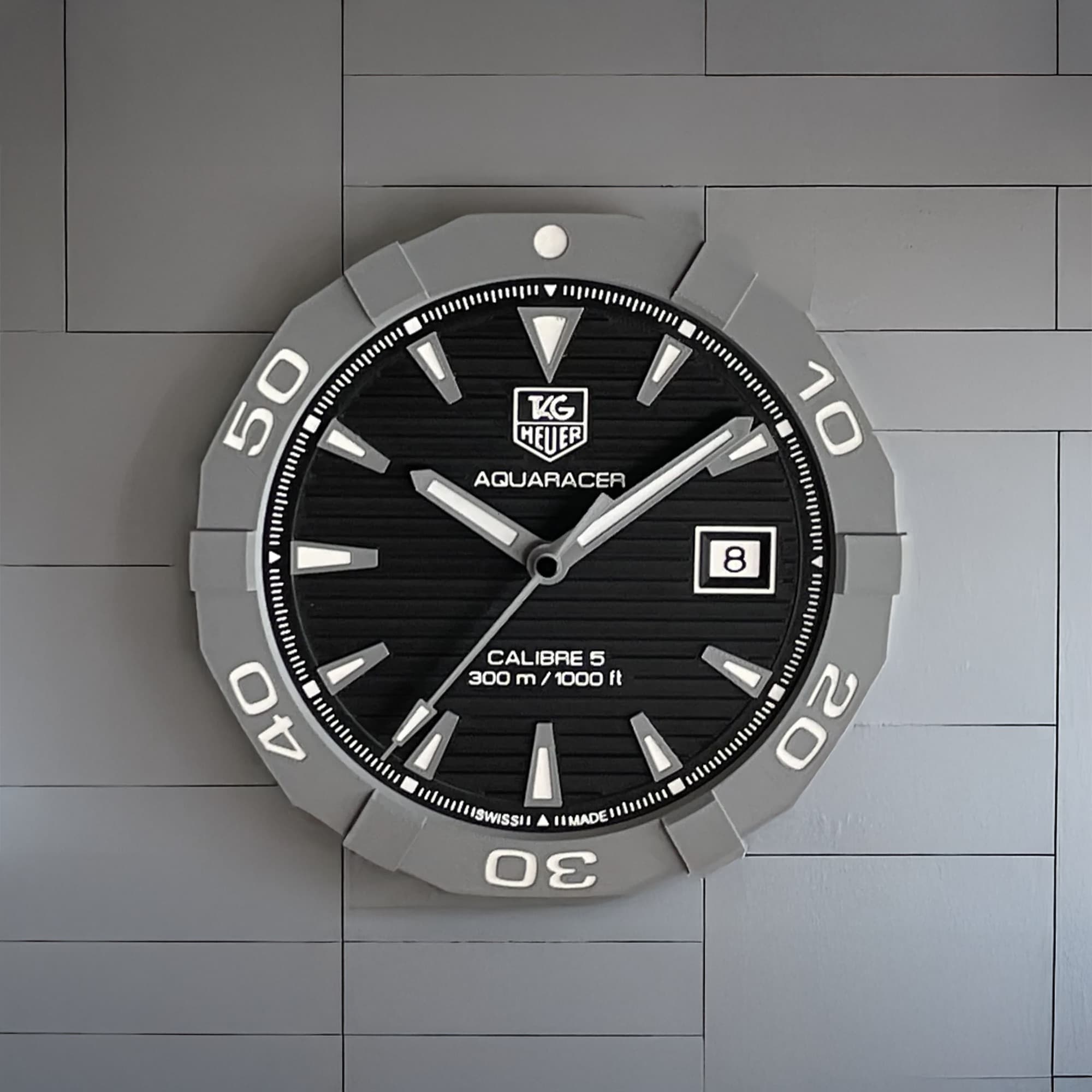 TAG Heuer Aquaracer Wall Clock – Calibre 5 Design | Nautical Style | Gift for Watch Enthusiasts | 3D Printed